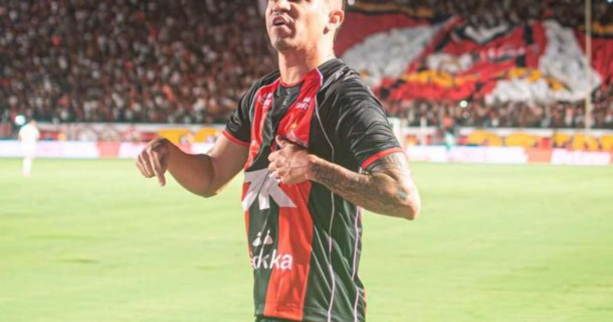 Vitória supera desvantagem, vence e elimina o Flamengo da Copa do Brasil
