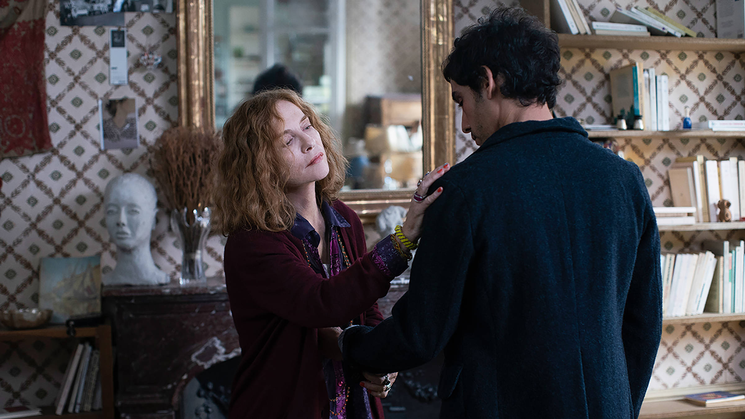 Em Cannes, Isabelle Huppert vive escritora em crise em filme de Asghar Farhadi