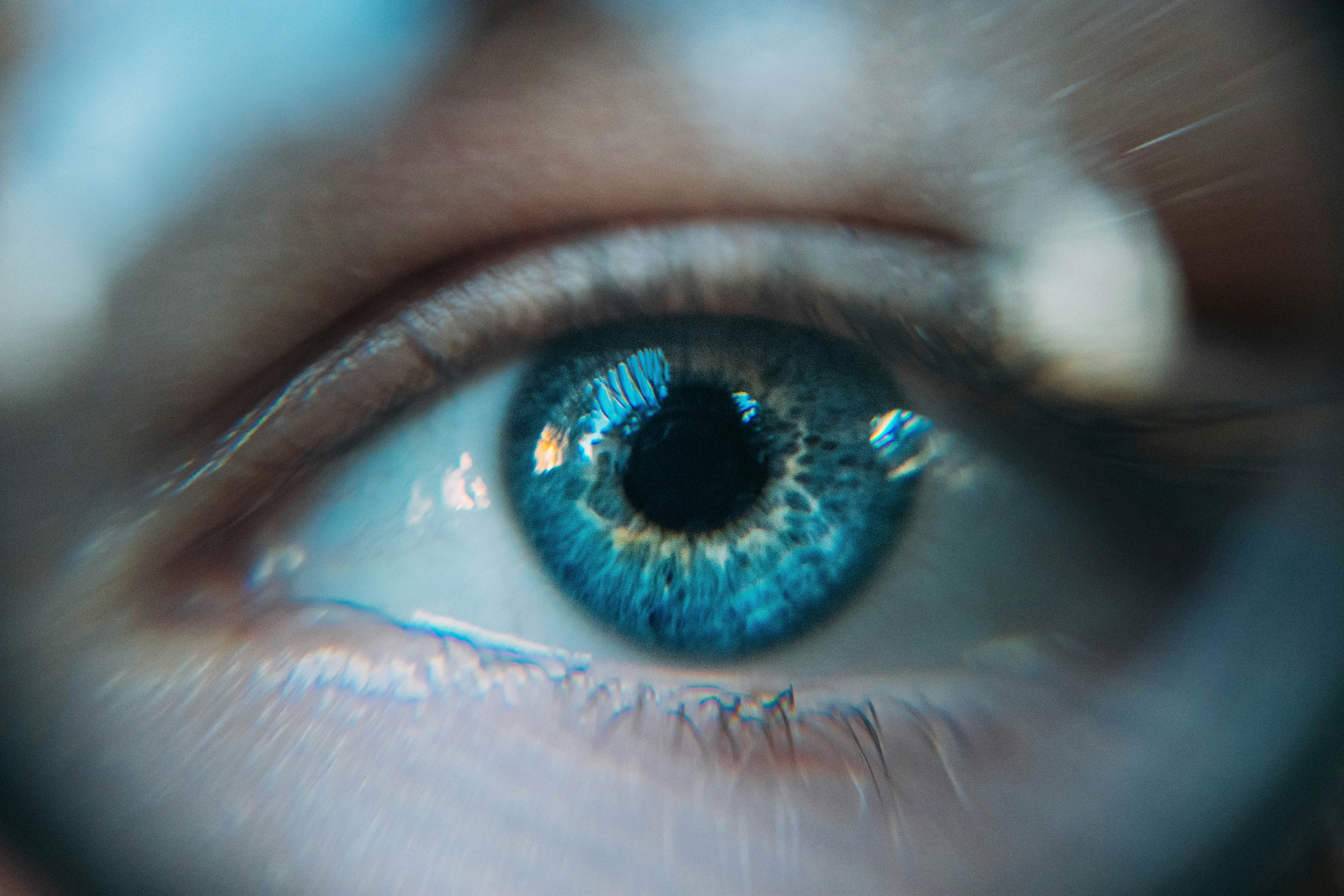 Terapia que promete reverter o envelhecimento dos olhos está em teste com humanos pela primeira vez