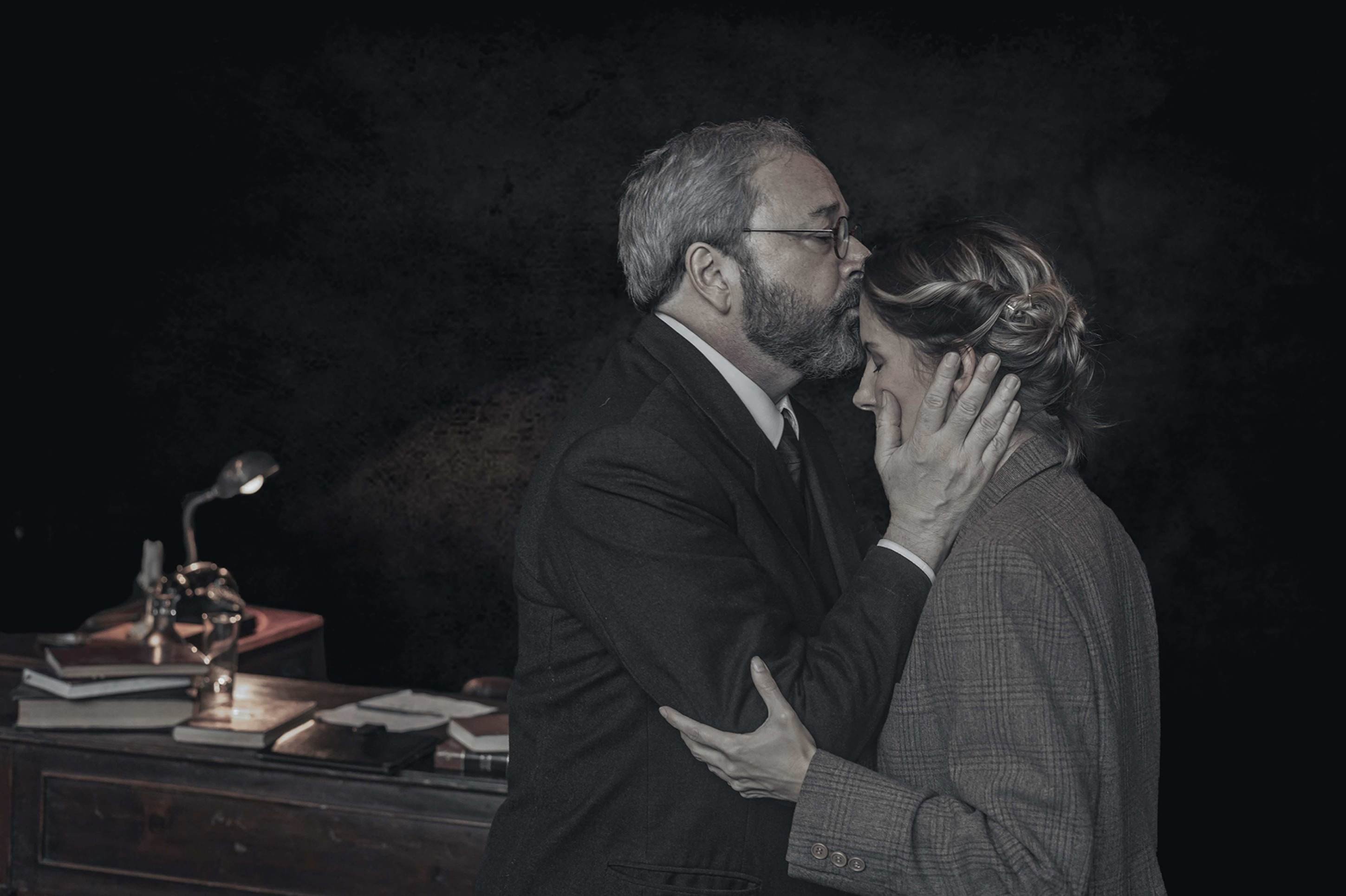 Uma conversa entre Freud e um visitante é tema de peça em cartaz na Unip