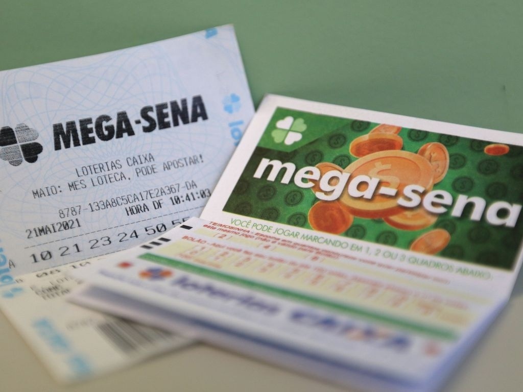 Quanto R$ 65 milhões rendem todo mês na poupança e no Tesouro