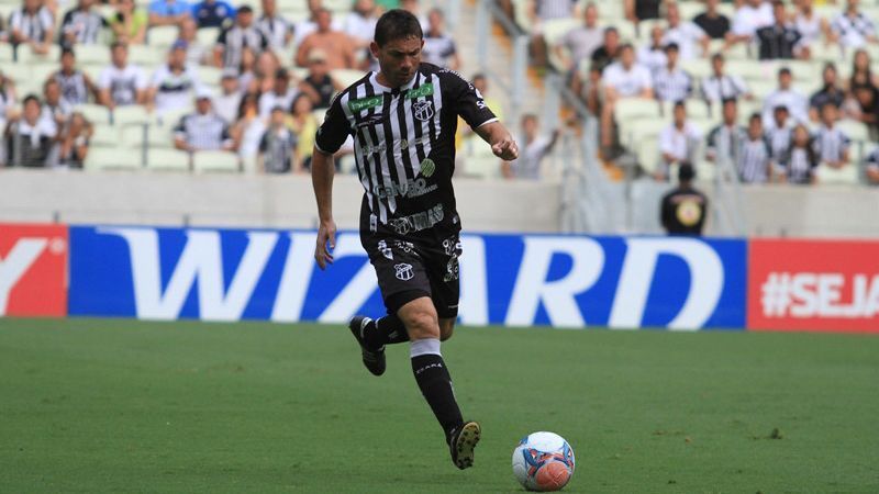 Último Ceará x Fortaleza na Série B do Brasileirão foi há 17 anos e teve ex-Cruzeiro como decisivo