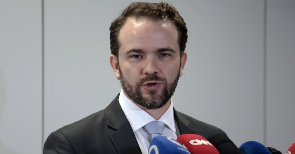 Durigan defende taxação de grandes fortunas em agenda do G7
