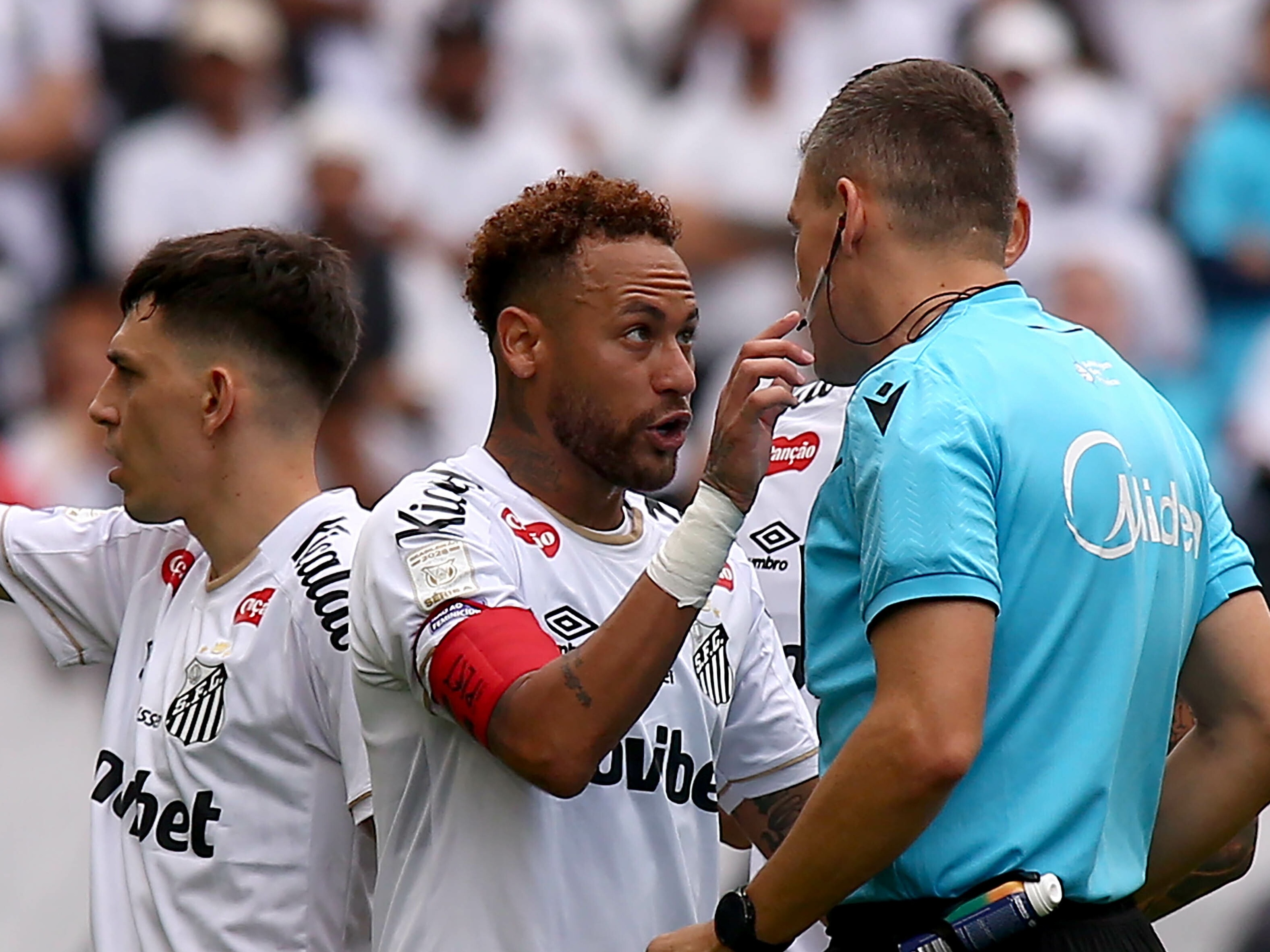 Santos pede anulação de jogo contra o Coritiba por substituição de Neymar