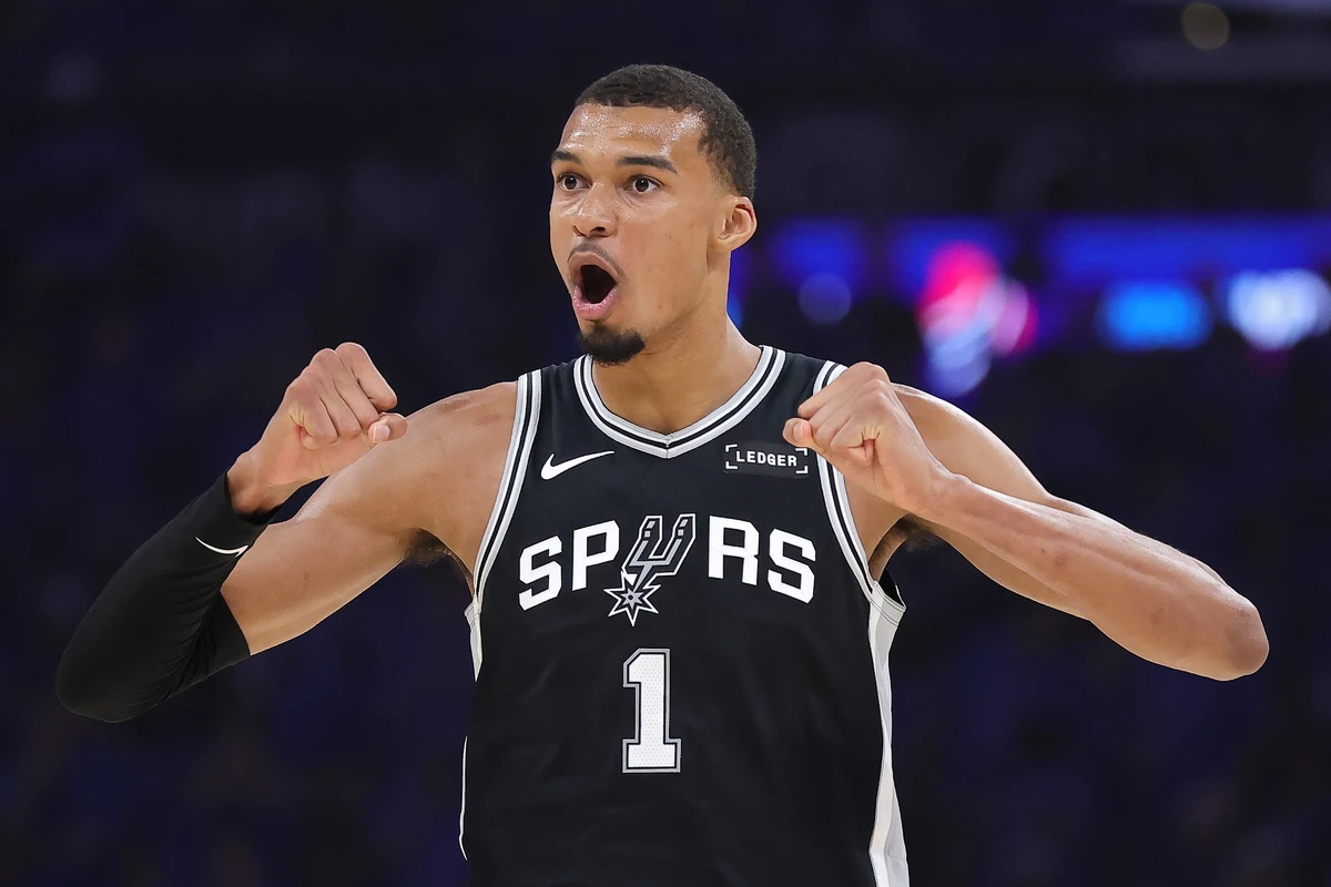 NBA: em jogo épico, Spurs saem na frente de OKC na Conferência Oeste