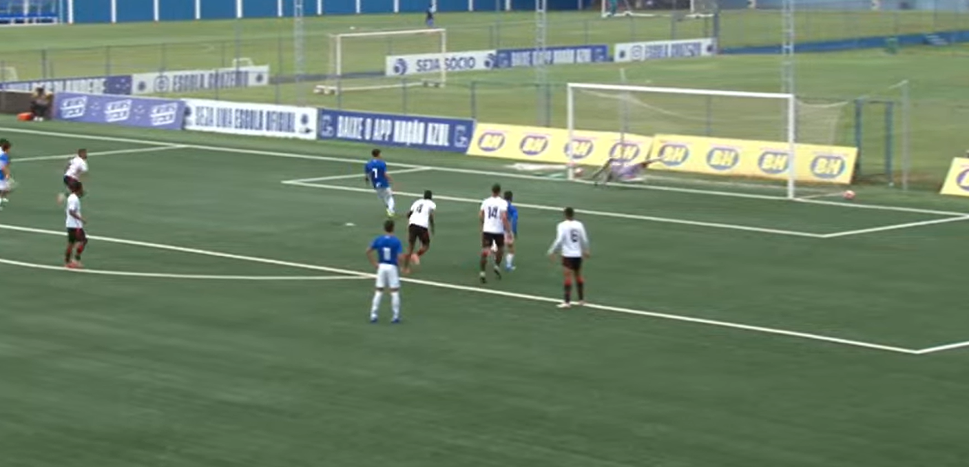 Com brilho do goleiro Davi, Vitória empata com o Cruzeiro no Sub-20