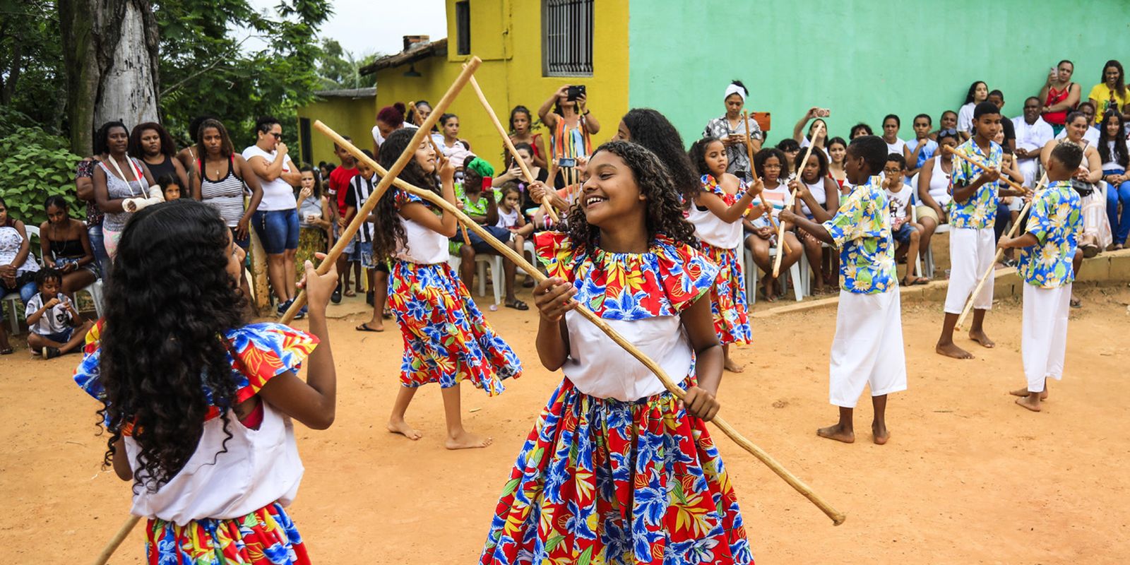 Festival do Quilombo Urbano Mineiro Pau celebra Dia Mundial da África