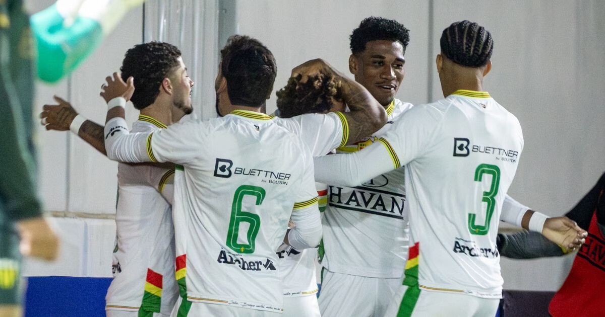 Saiba onde assistir à Brusque x Anápolis pela Série C ao vivo hoje