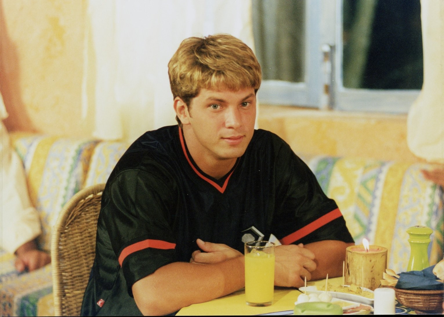 Galã de 'Malhação', ex de Nívea Stelmann, e pouca experiência com cinema: saiba quem Mário Frias, roteirista do filme sobre Bolsonaro