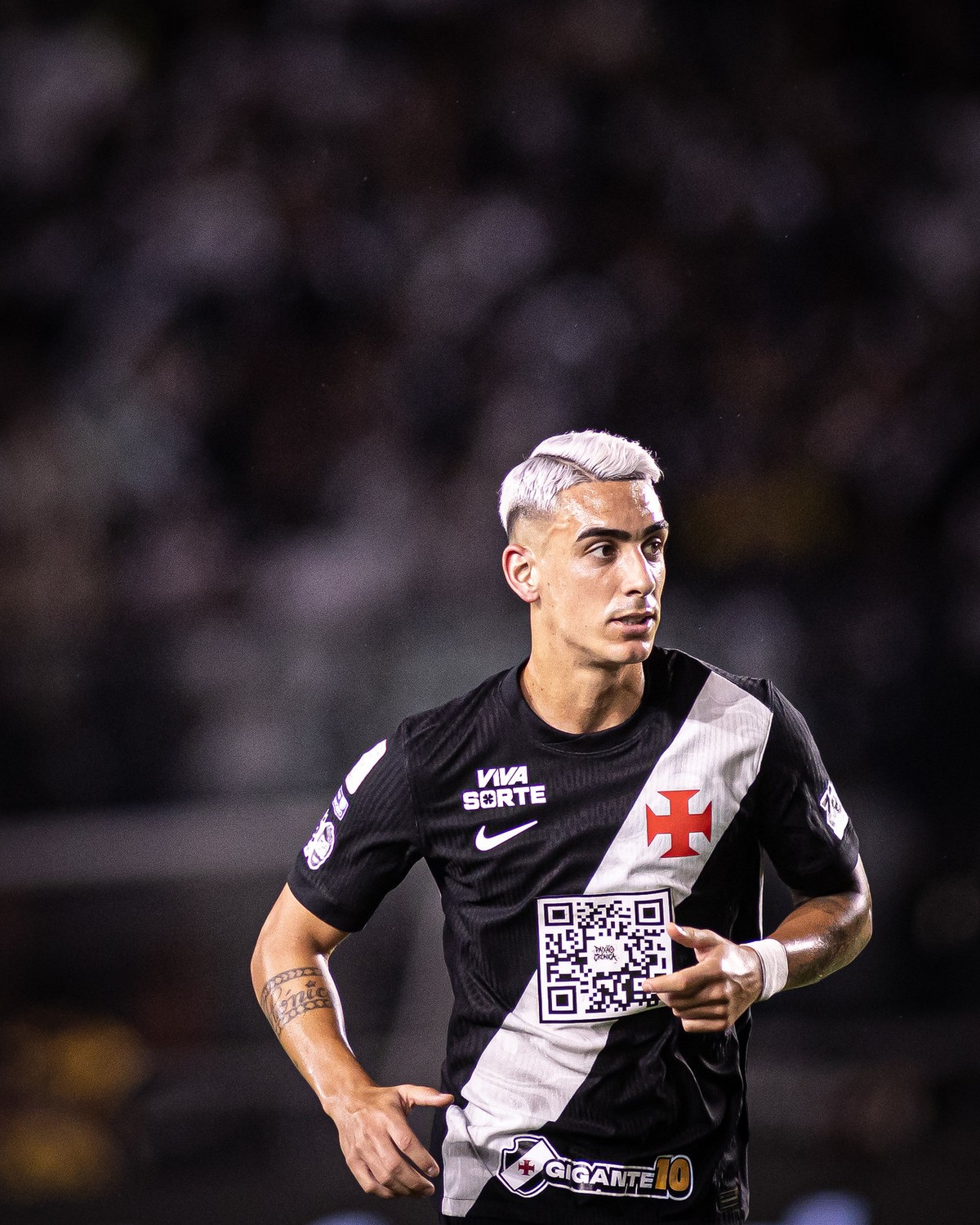 Sem Puma, Vasco tem desafio na lateral-direita para enfrentar o Barracas Central na Sul-Americana