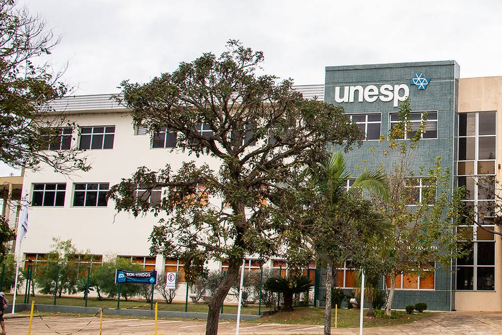 Unesp abre inscrições para seleção com nota do Enem no meio do ano