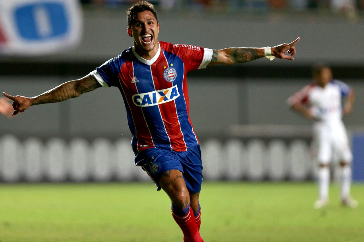 Ex-Bahia é afastado de elenco da Série B e não treina mais com o time