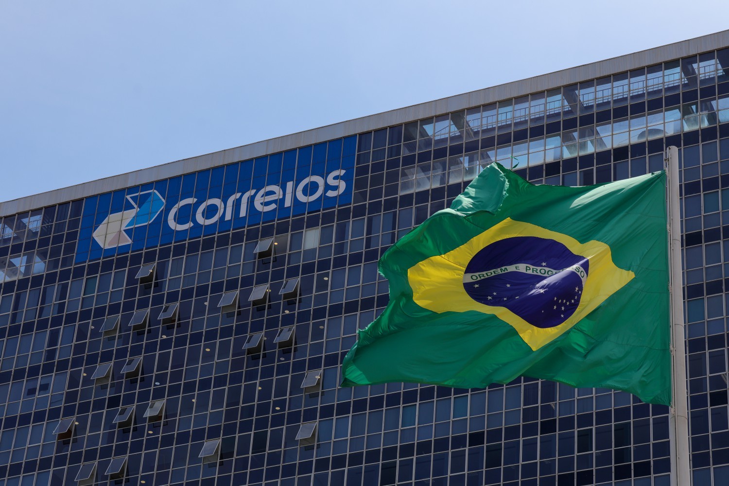 TCU: relator diz que atuação do Tesouro em empréstimo aos Correios 'fere de morte' LRF. Corte determina aprimoramento
