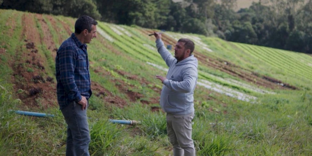 Agricultores familiares discutem estratégias agrícolas em estreia da segunda temporada de "No Caminho do Agro".