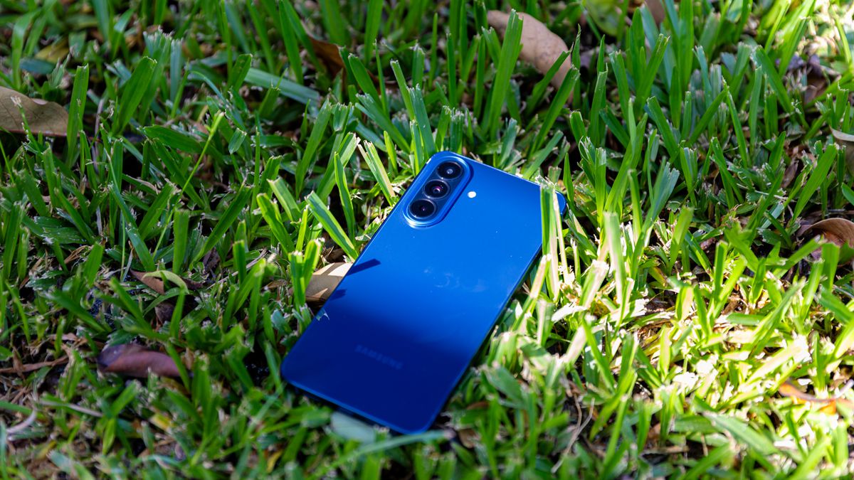 One UI 9 virá com recurso que trava o Galaxy se bandido tentar roubá-lo