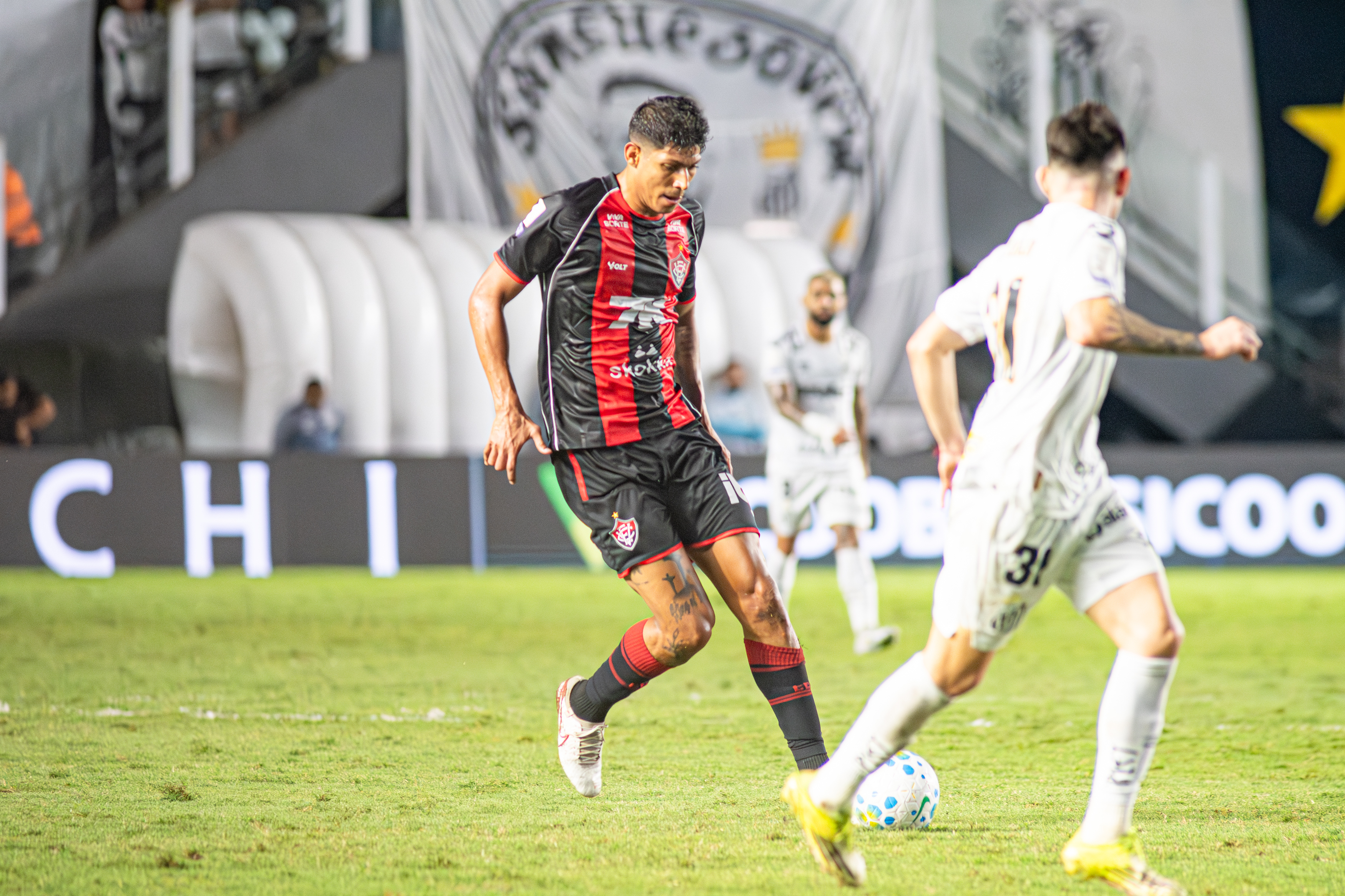 Jair Ventura aponta 