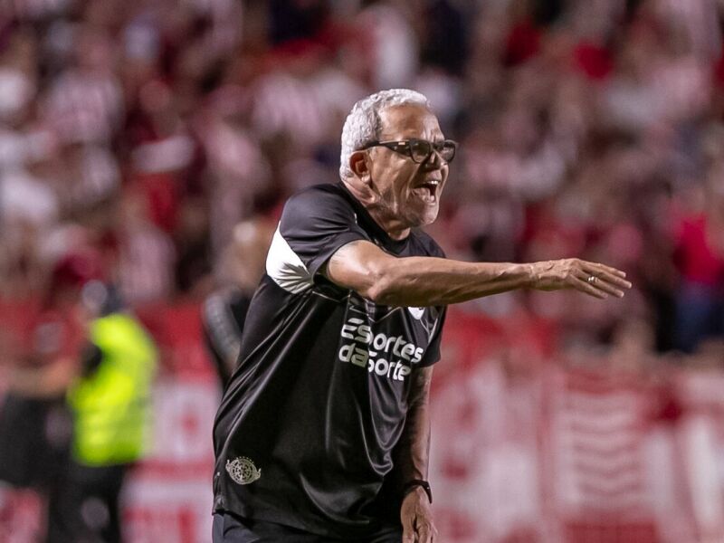 Hélio critica postura do Náutico diante do Sport: 