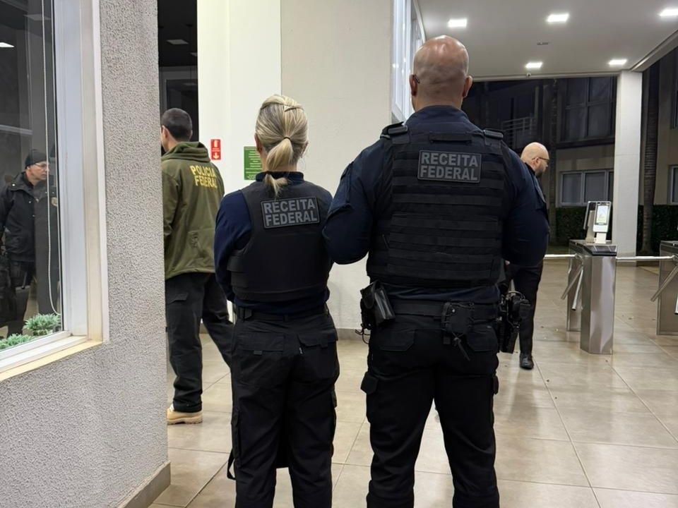 Receita e PF miram servidor suspeito de causar prejuízo de R$ 10 mi