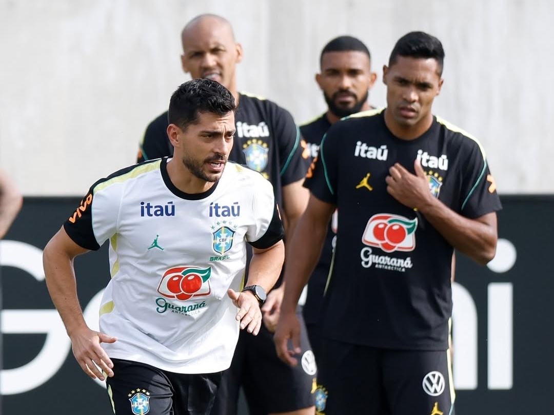 Com Magalhães, Martinelli e Marquinhos, Brasil treina sem Neymar em campo