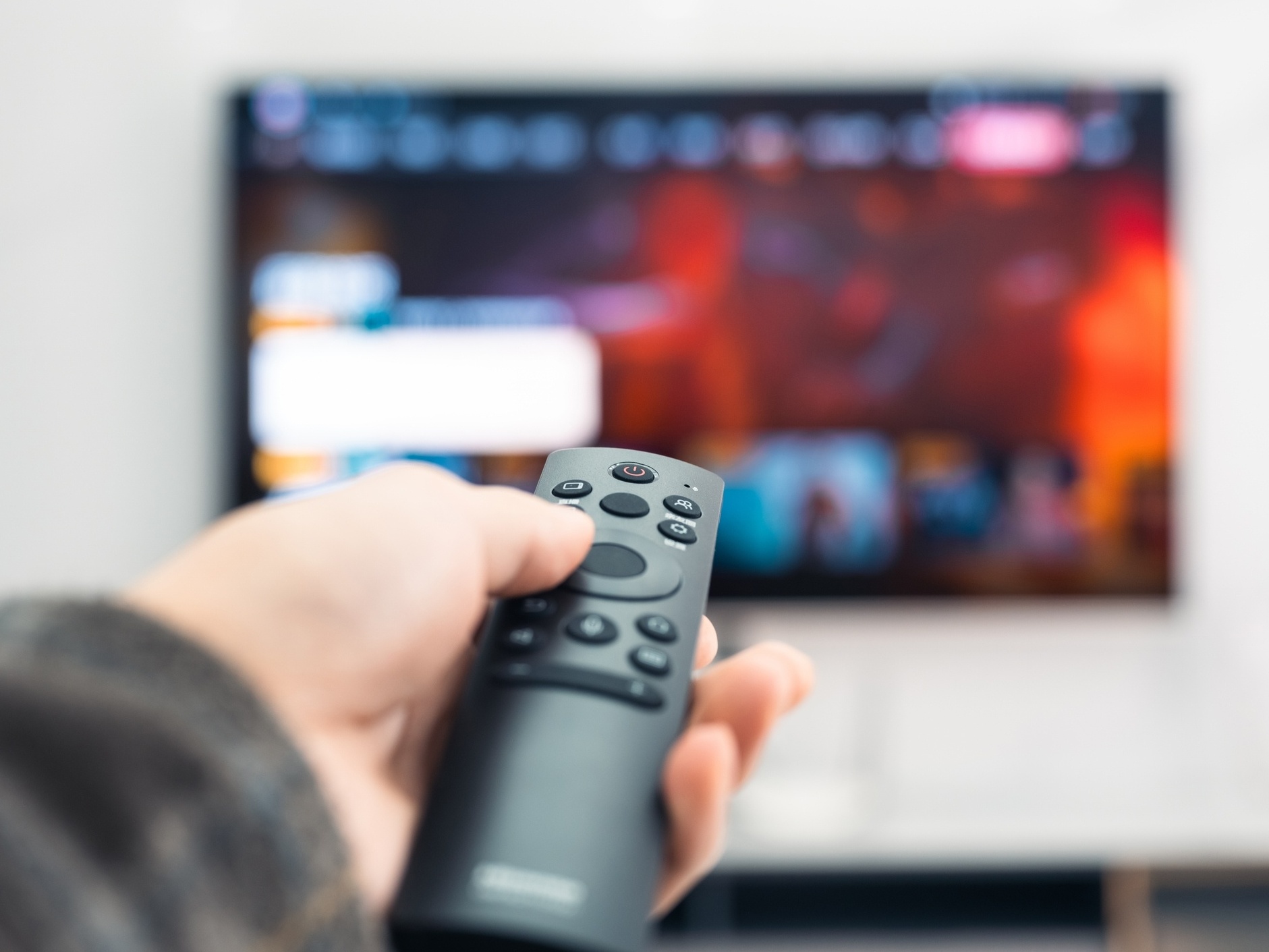 YouTube virou TV? A chegada dos canais lineares ajuda a explicar