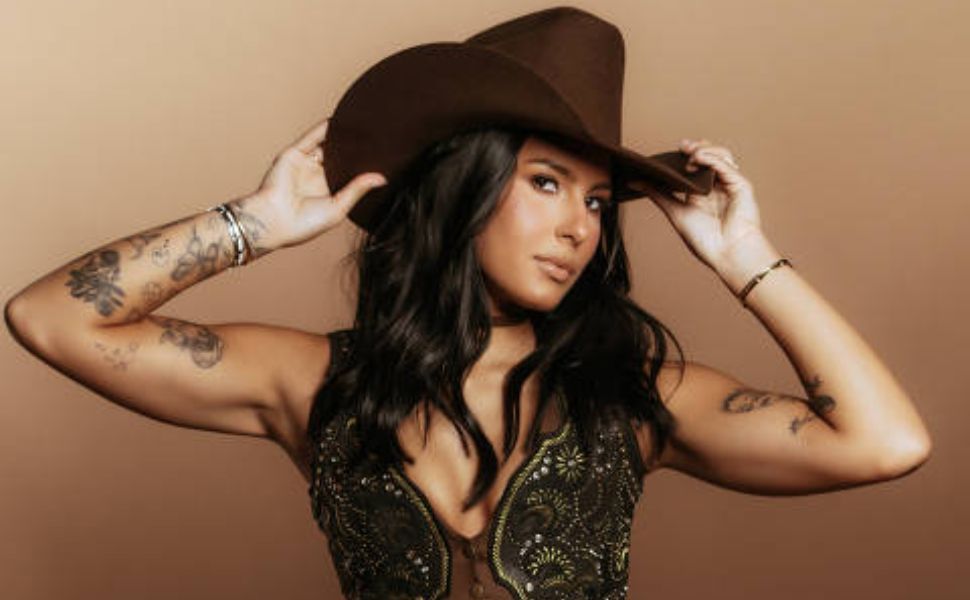 Boiadeira Ana Castela está sem freio e com fogo em novo álbum