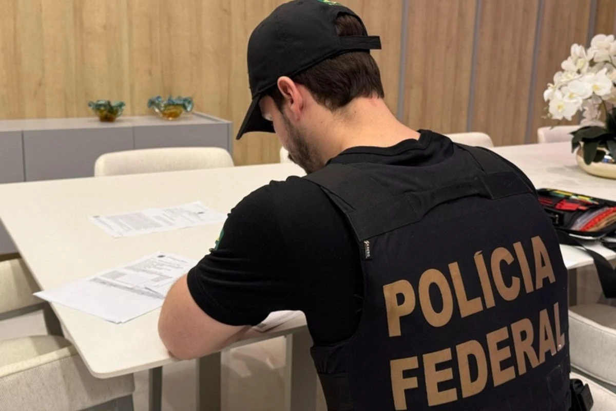 Investimento de R$ 3 milhões no Master vira alvo de operação da PF