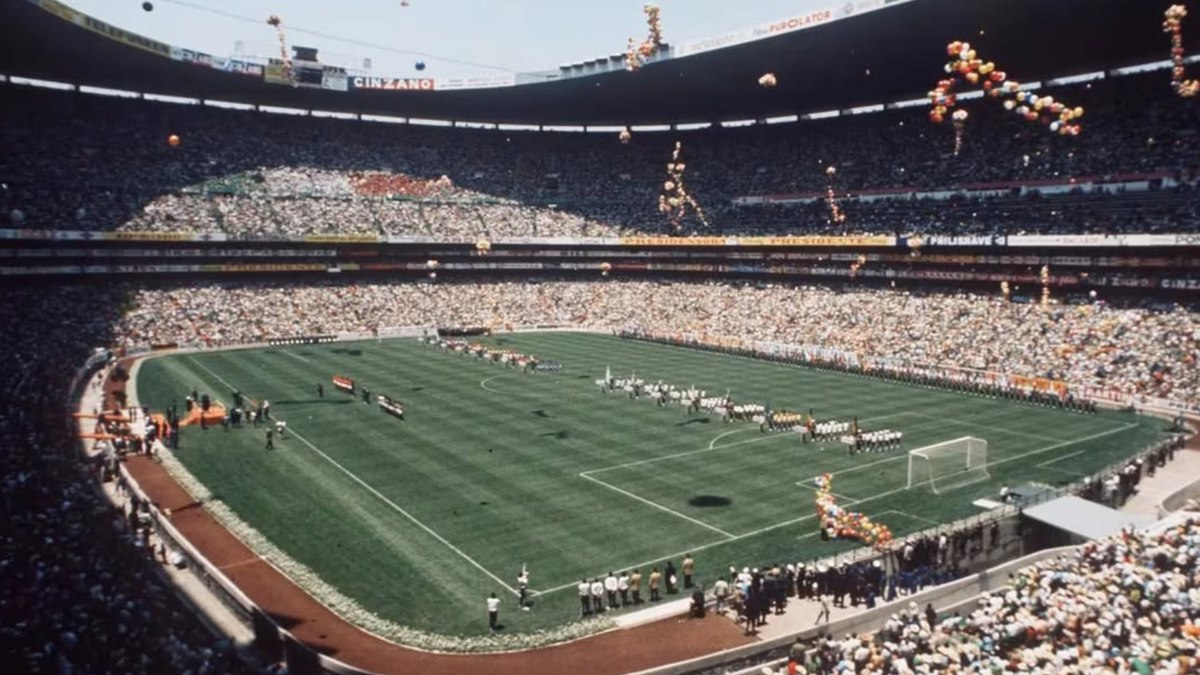 Palco do tri: relembre momentos históricos no Estádio Azteca