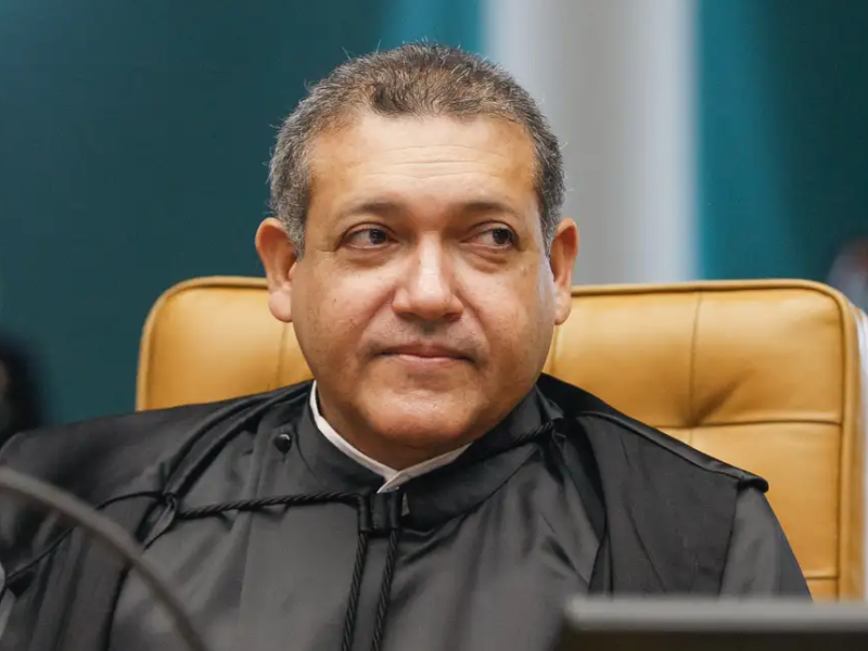 Nunes Marques rejeita pedido para vetar exibição de filme sobre Bolsonaro na eleição