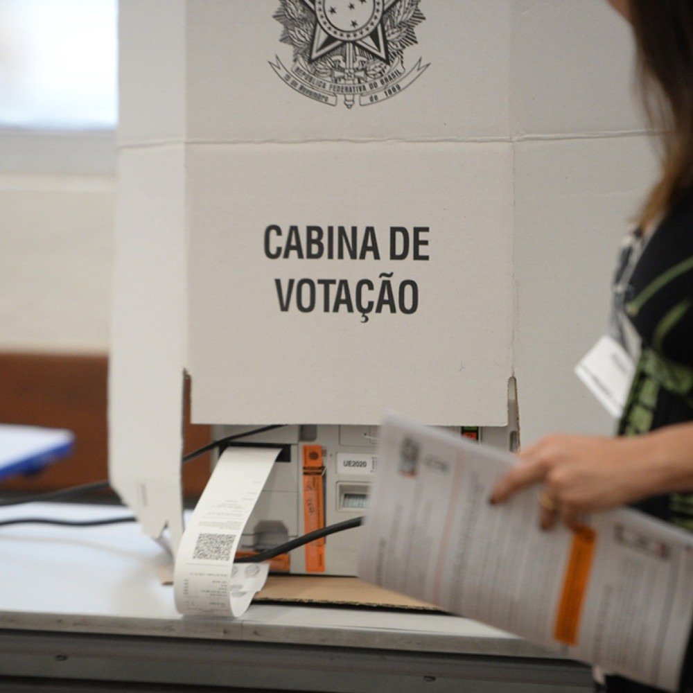 Indefinição domina corrida pelo governo de Minas às vésperas das convenções
