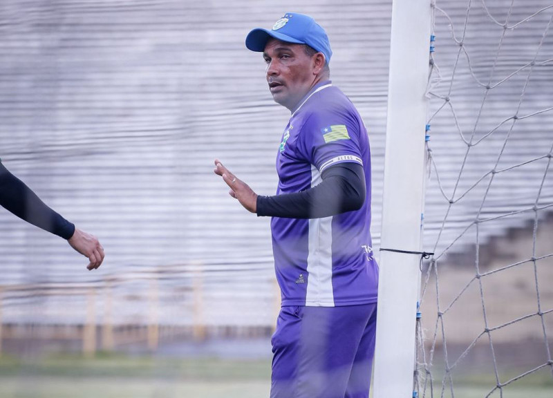 PI contrata técnico Zé Augusto e acerta com ao menos seis atletas para Piauiense Série B 2026