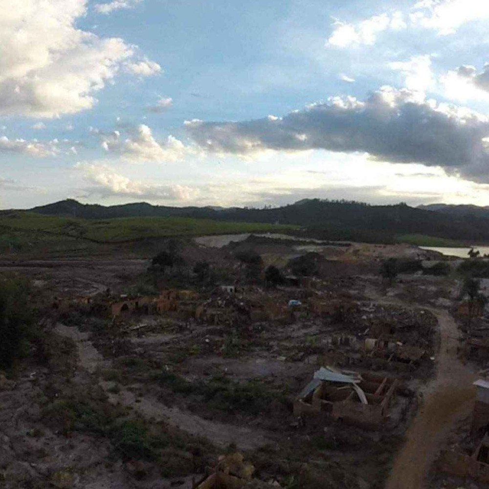 Rompimento de barragem: Justiça diz que escritório firmou cláusula abusiva