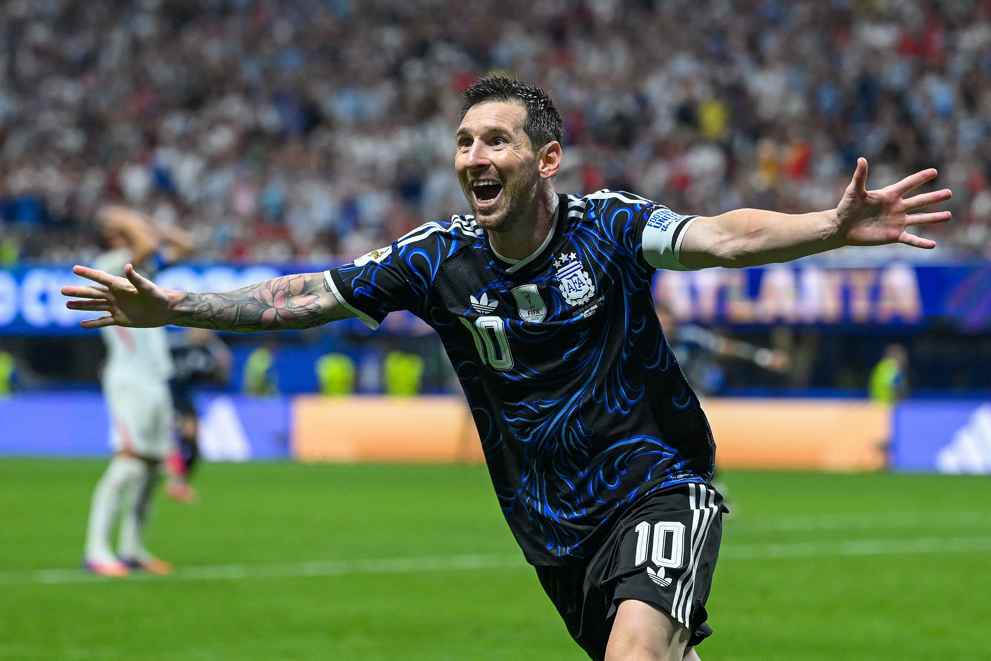 Argentina vira sobre a Inglaterra e vai à final com coragem, Messi decisivo e ajuda de Tuchel, analisam colunistas do GLOBO