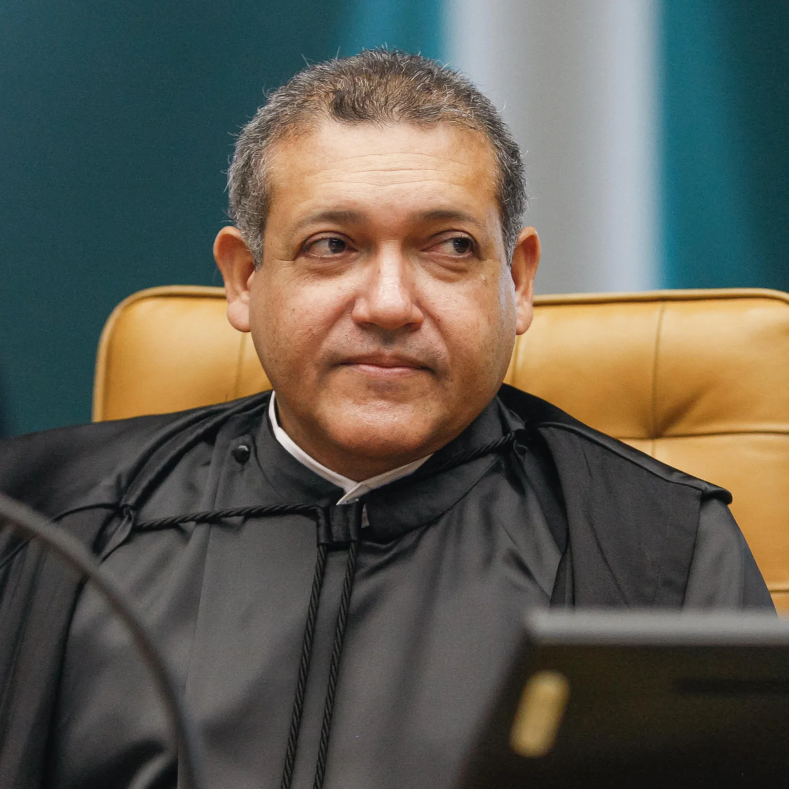 Nunes Marques determina retirada de vídeo que liga Flávio Bolsonaro ao PCC