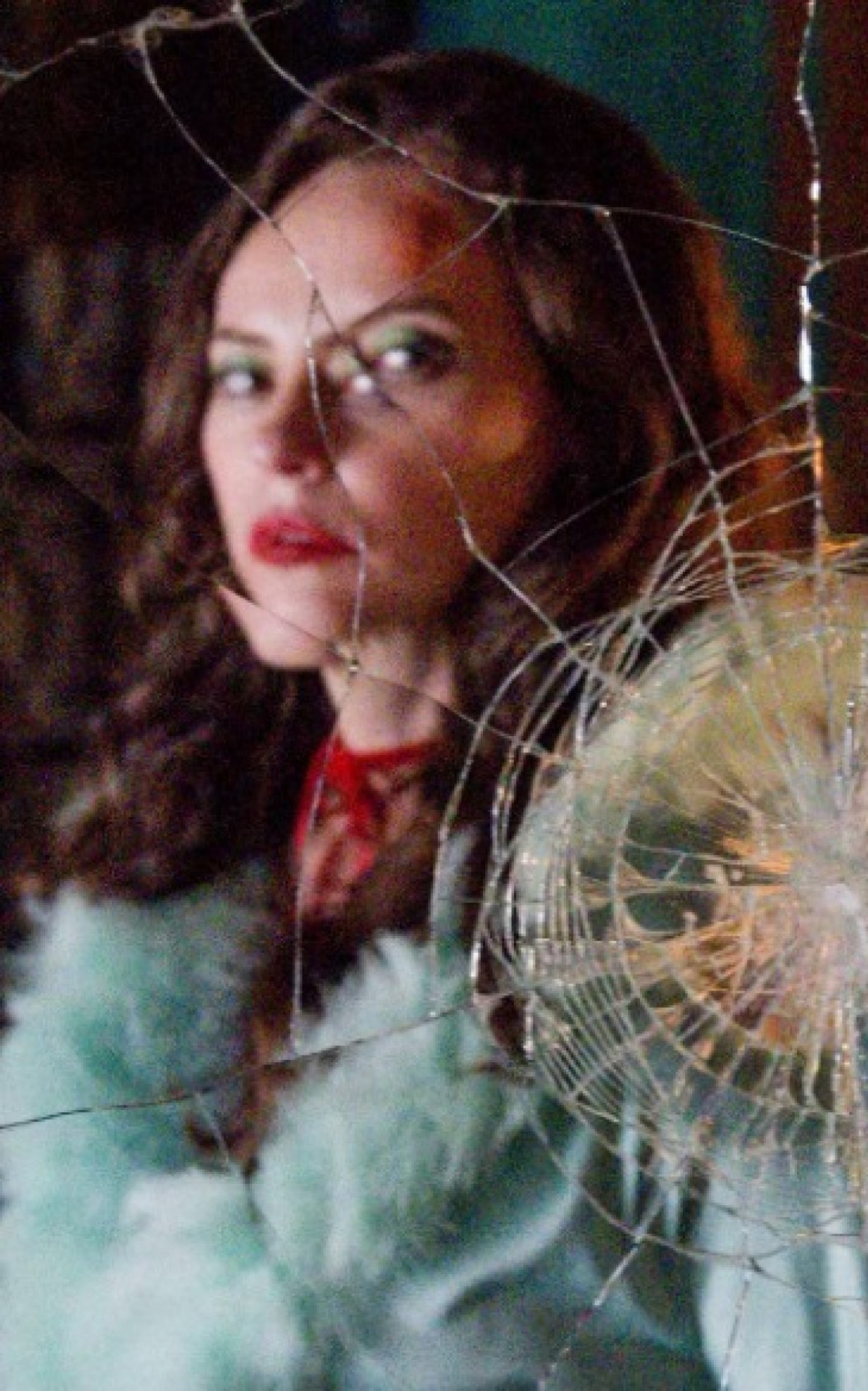 Paolla Oliveira revela bastidores de cena desafiadora em filme de terror