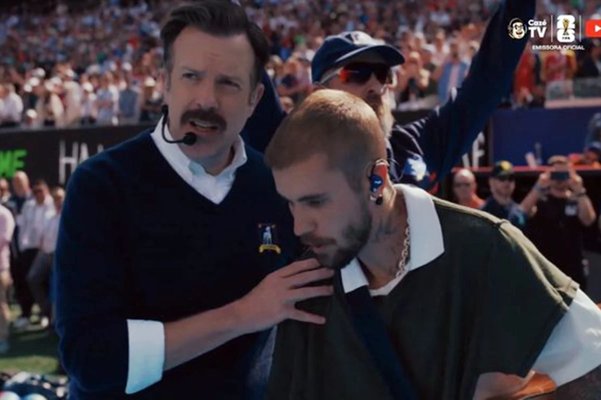 O que é Ted Lasso, série mencionada no show da final da Copa do Mundo