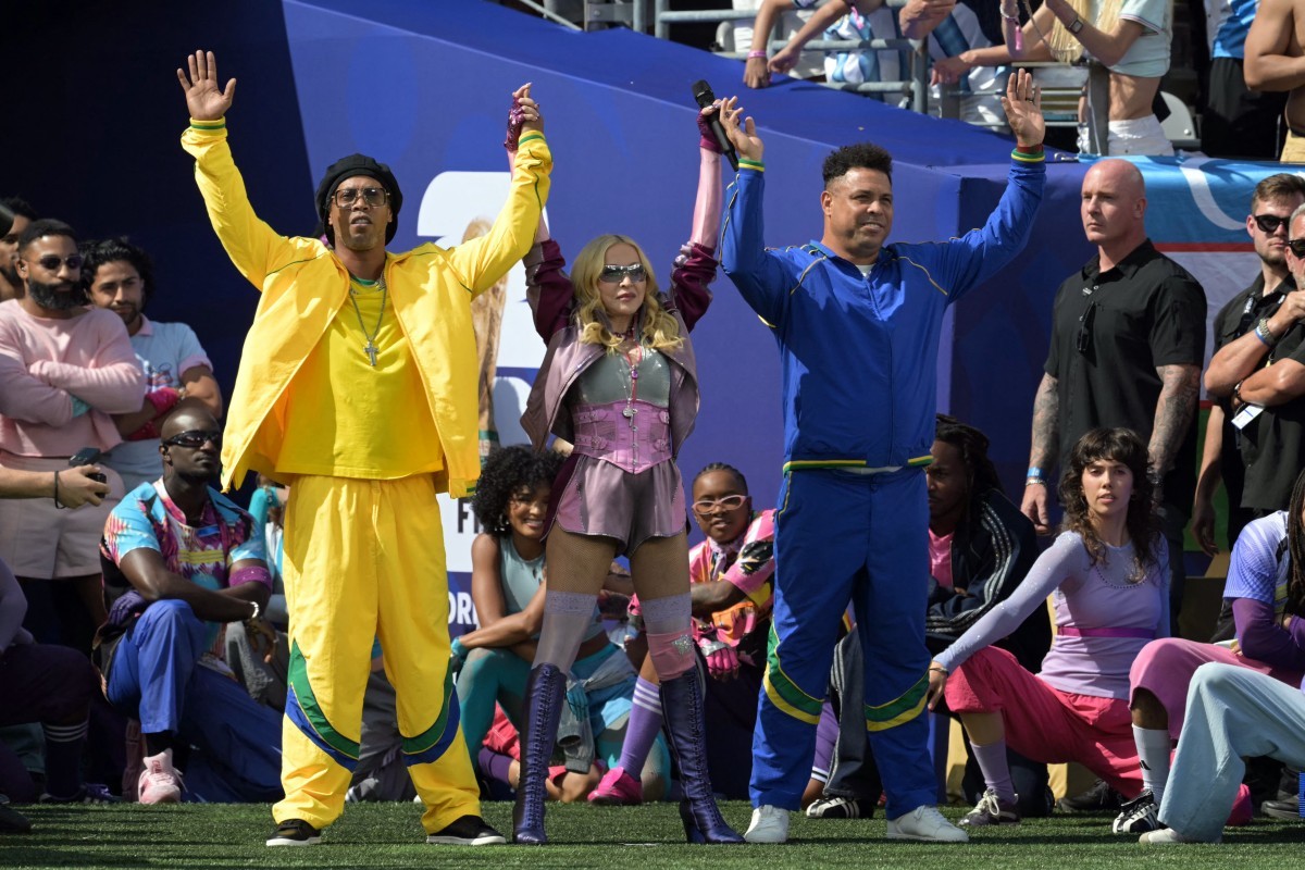 Análise: Show do intervalo entrega espetáculo à la Super Bowl, mas se perde nos excessos