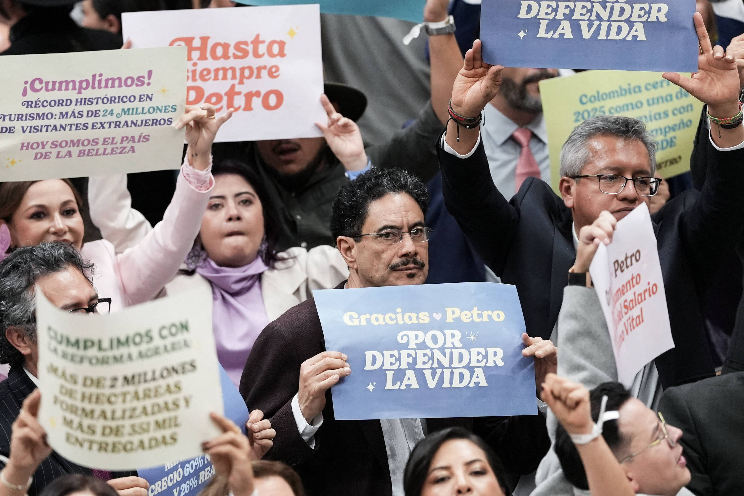 Questionar eleições vira regra de direita a esquerda na América Latina