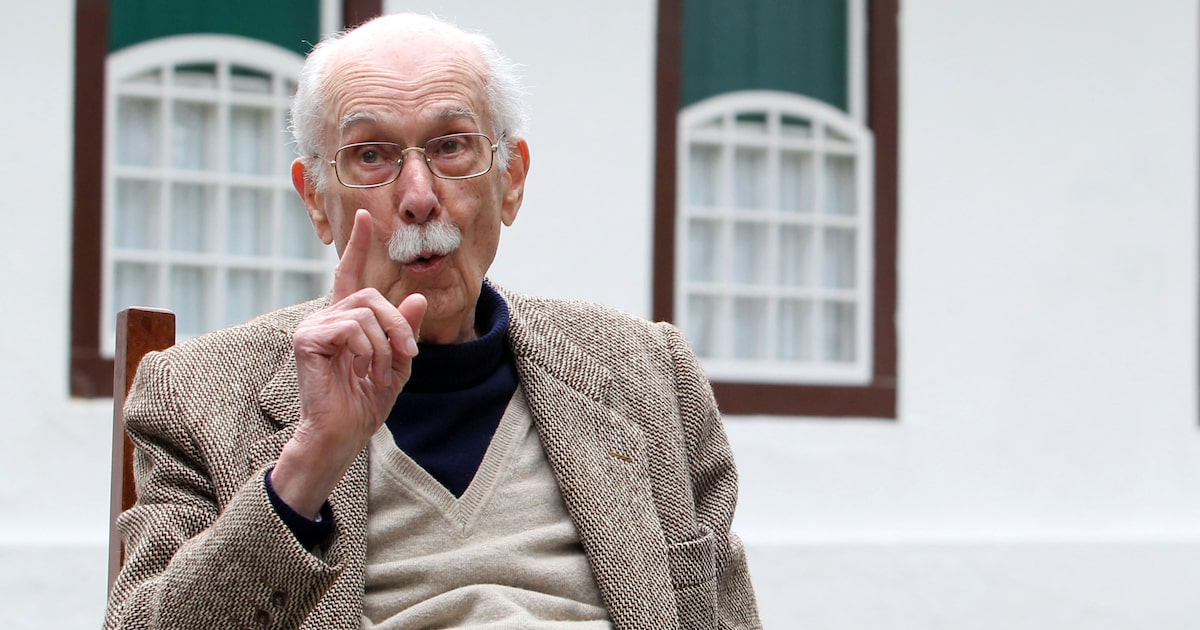 5 frases de Antonio Candido para refletir sobre literatura e sociedade