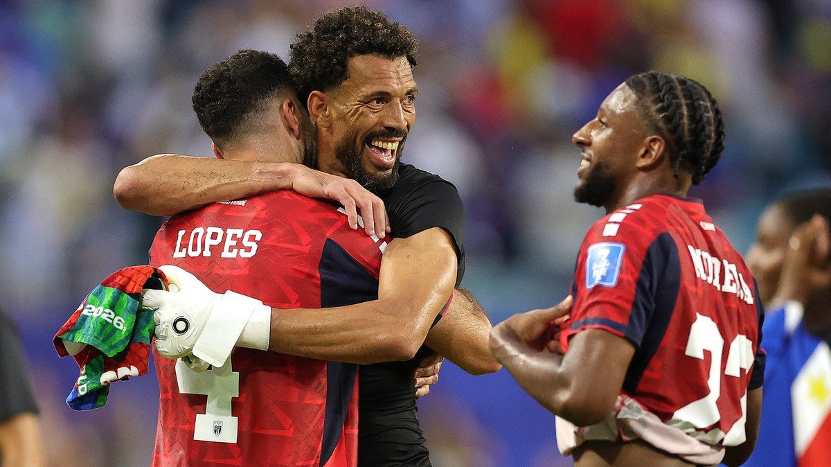 Goleiro Vozinha encaminha acerto com o Colo-Colo após destaque por Cabo Verde na Copa