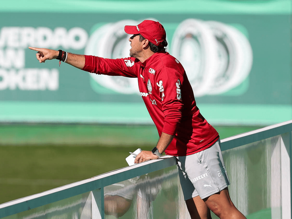 Palmeiras soma quase um time de desfalques, e Abel busca soluções