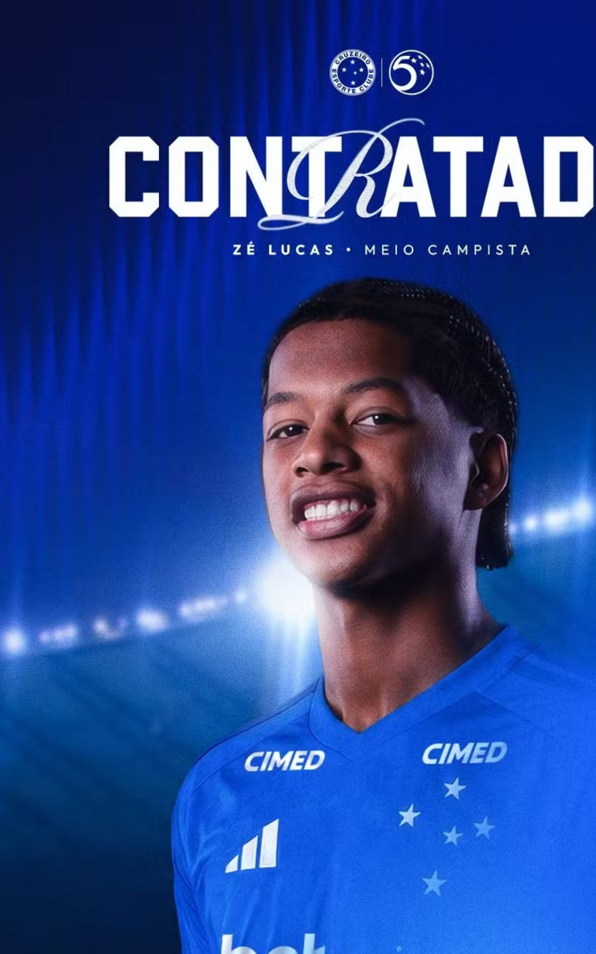 Cruzeiro oficializa a contratação de Zé Lucas, alvo do Flamengo