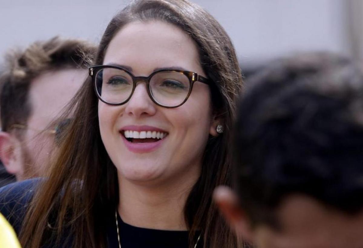Janaina Riva no centro da atenção política em Mato Grosso.