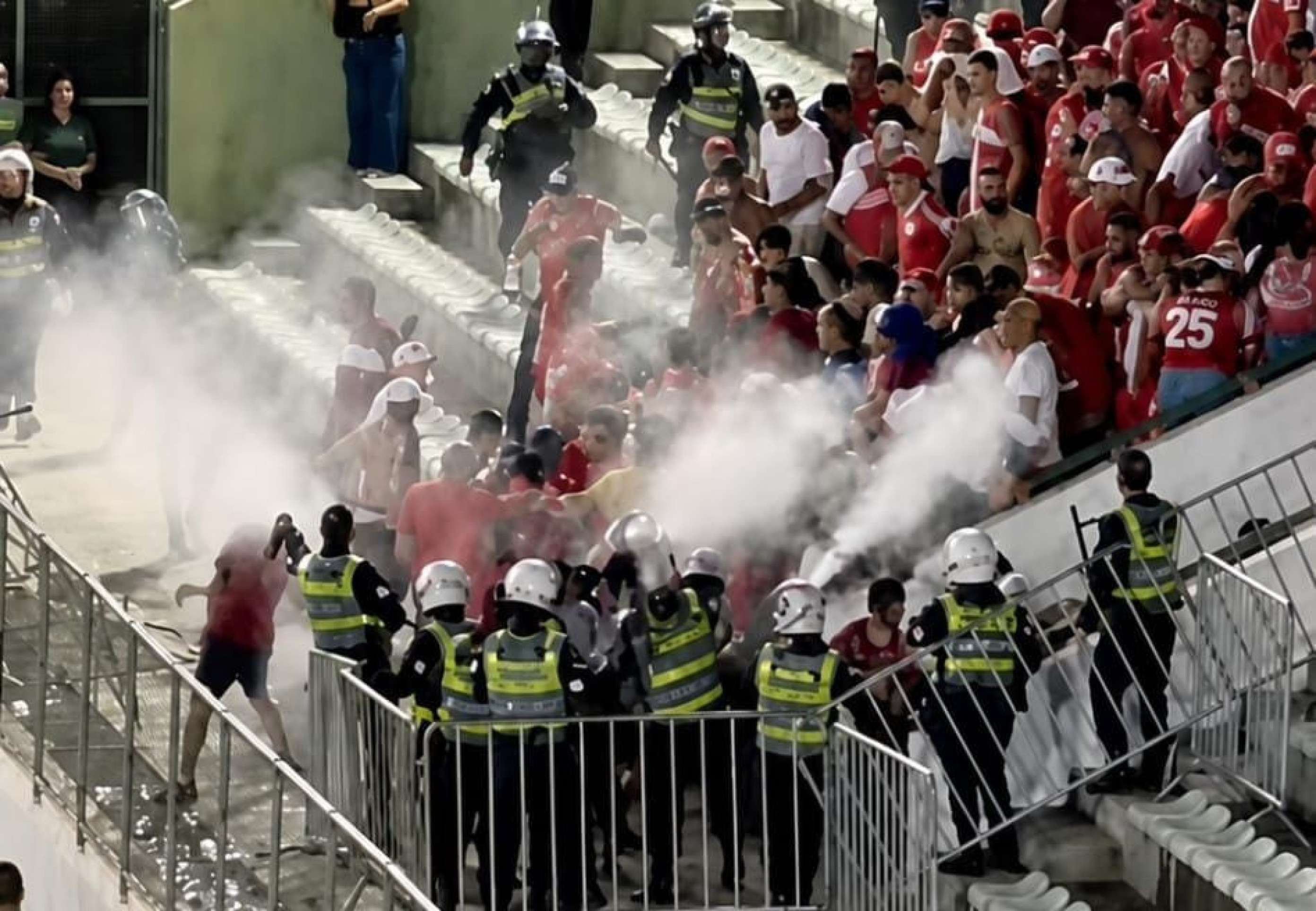 Jogo entre Gama e América de Natal tem brigas e esfaqueamento; Veja vídeo