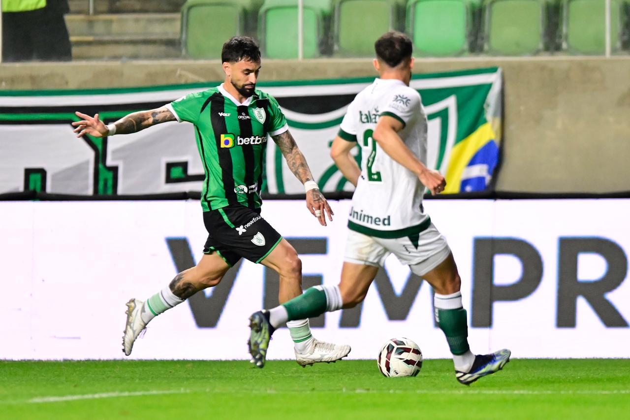 Vitória sobre o Goiás reduz risco de queda do América na Série B, aponta UFMG