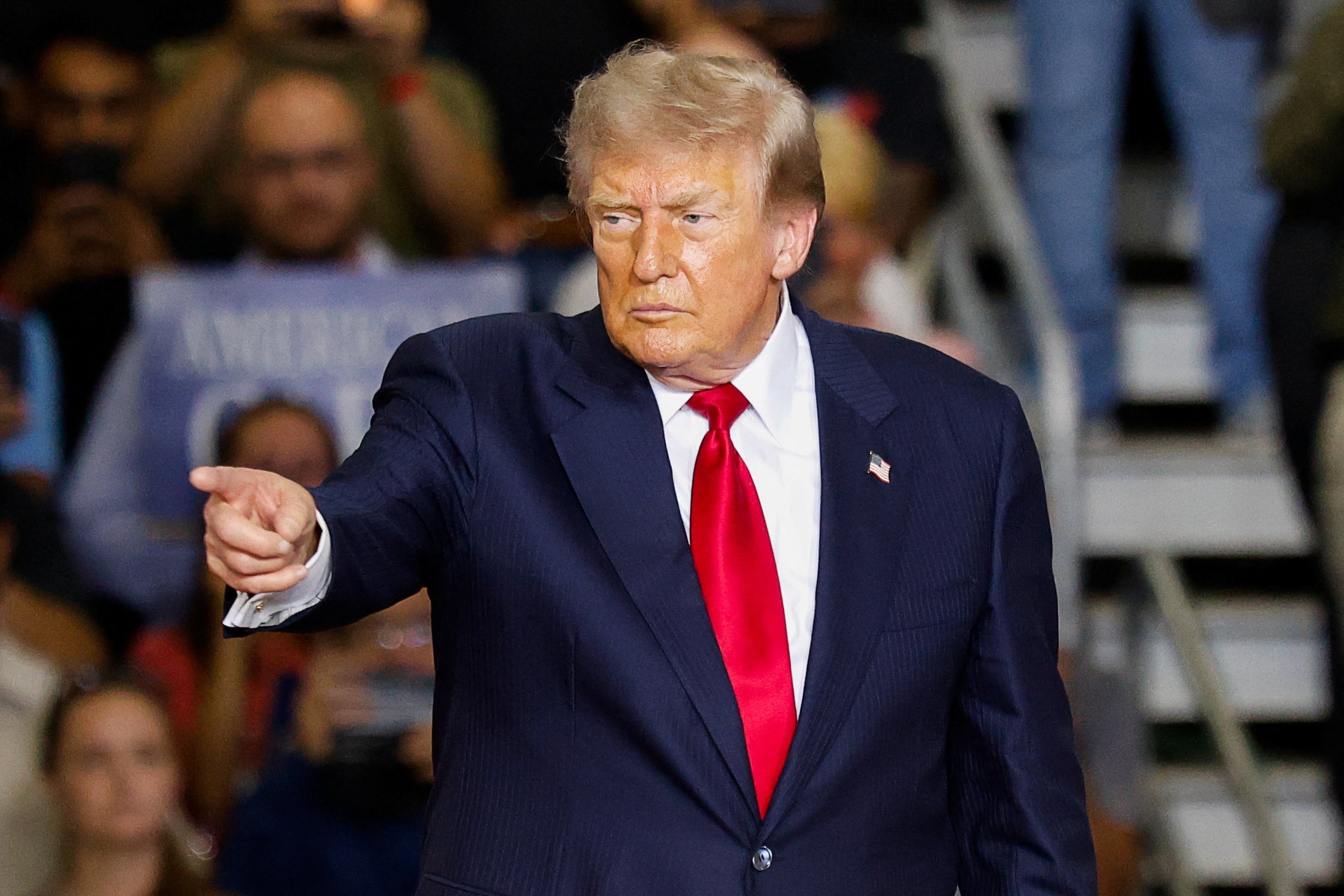 Governo Trump alega que Brasil interfere na economia dos EUA e prorroga sanções por 1 ano