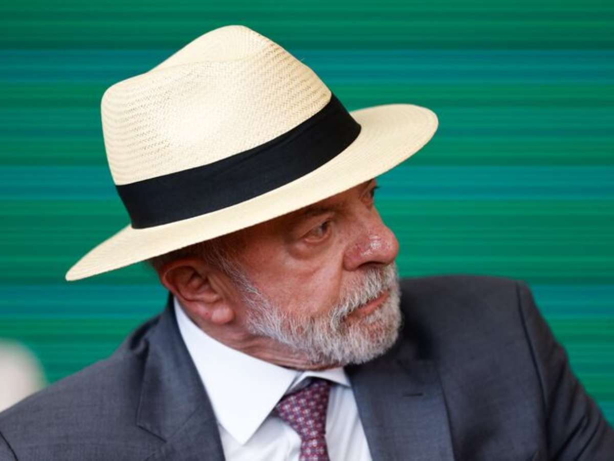 Band muda data de primeiro debate presidencial para ter presença de Lula