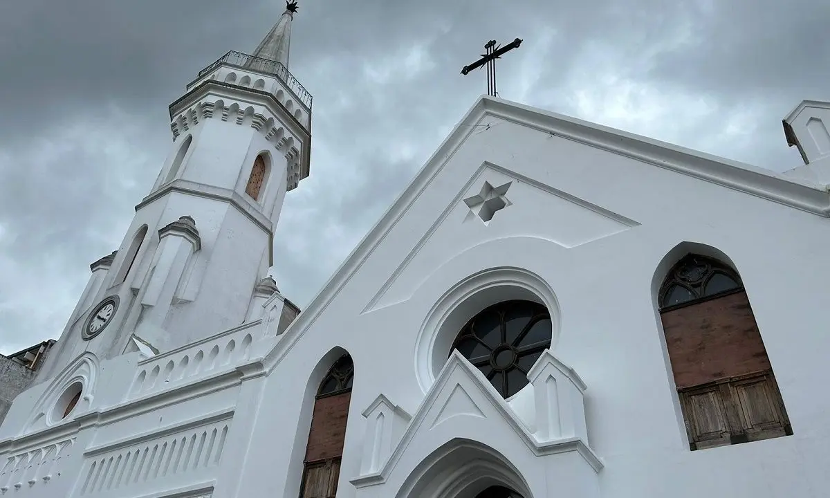 Igrejas históricas de Curitiba preservam a memória e arquitetura da cidade.