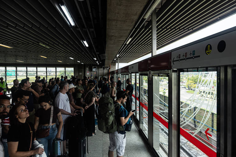 Milhas aéreas: projeto de transferência para governo enfrenta questionamentos no Congresso.