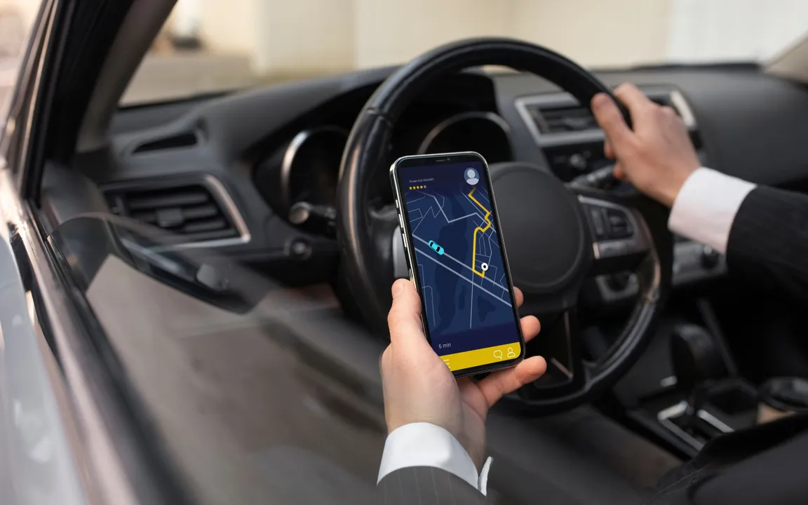 Comparativo de carros por aplicativo revela disparidades na conservação veicular.