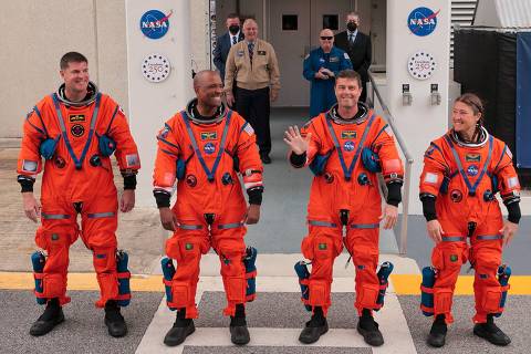 Podcast explora mercados de previsão e apostas em eventos diversos.